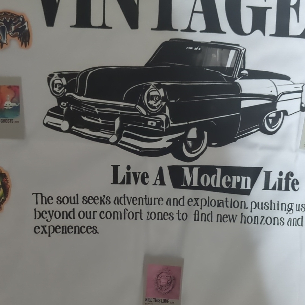 Tailor Vintage White Graphic Tee - Picture 4 of 12